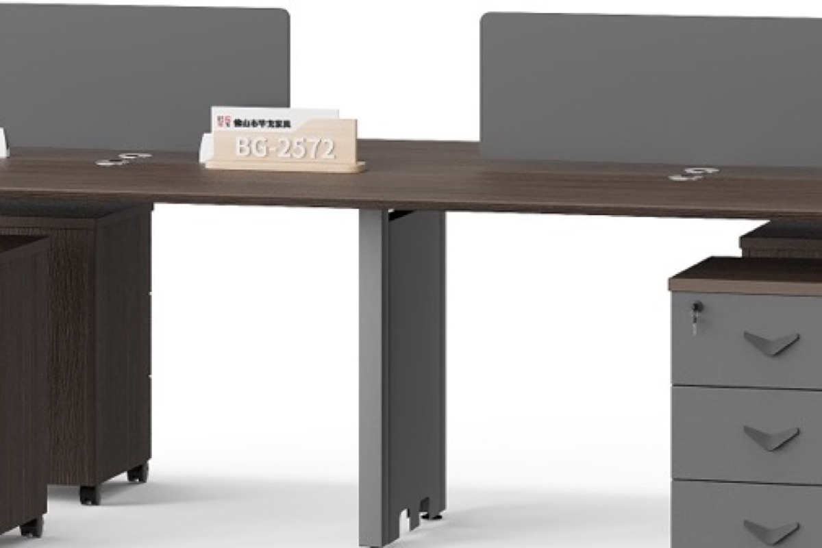 4-Station Bench Workstation with Privacy Screens — feature detail 2