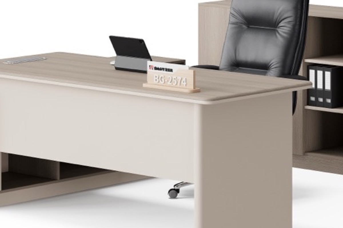 L-Shape Director Desk — feature detail 2