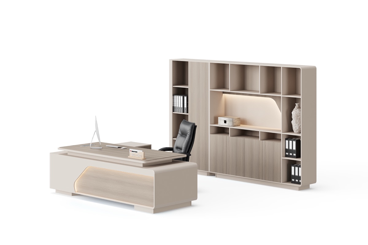 Executive Desk Set — feature detail 1