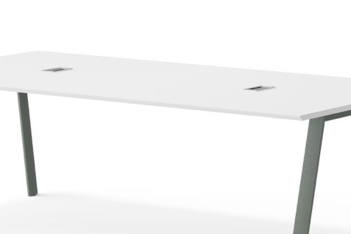 Large Conference Table — feature detail 2