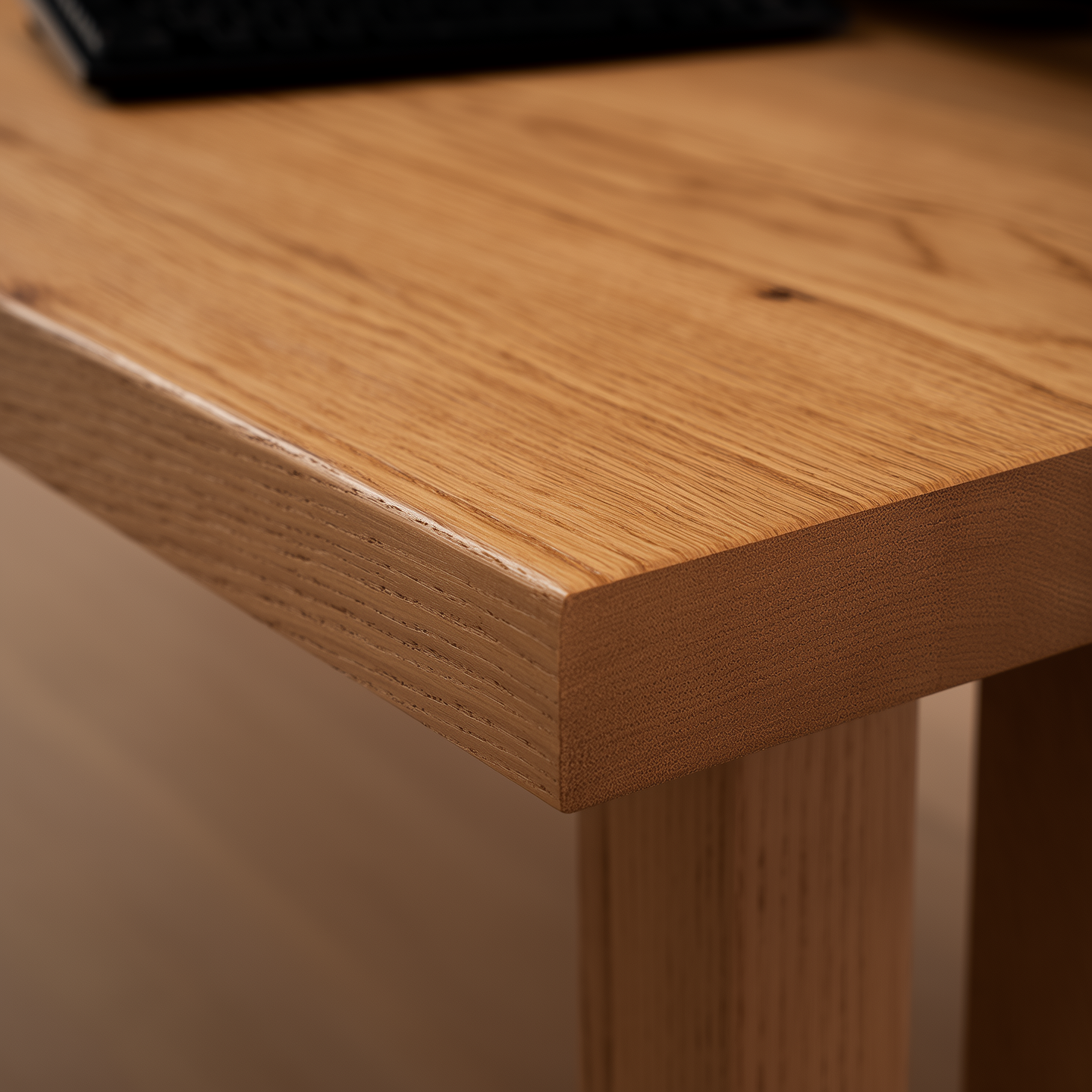 L-Shape Executive Desk — feature detail 5
