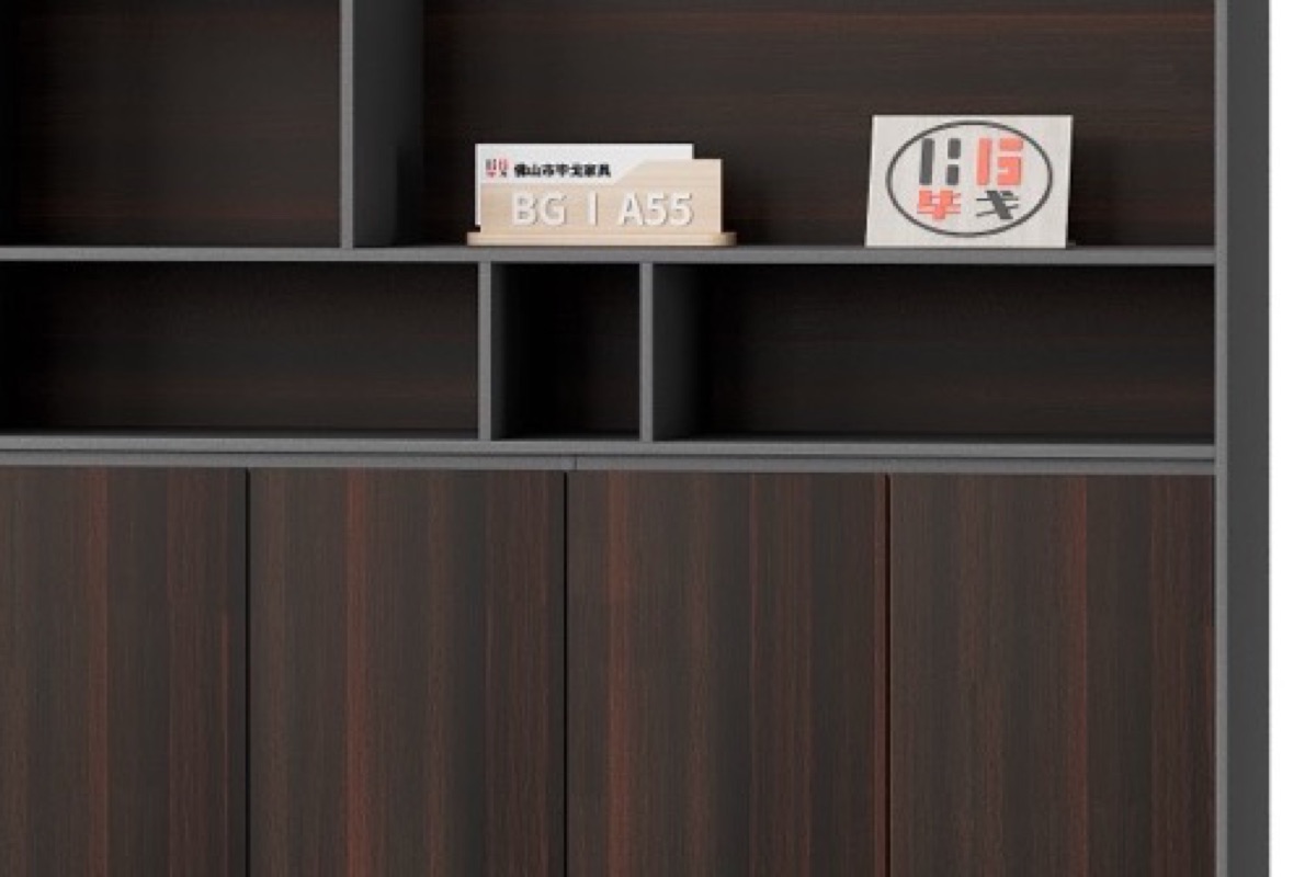 4-Door Filing Cabinet — feature detail 2