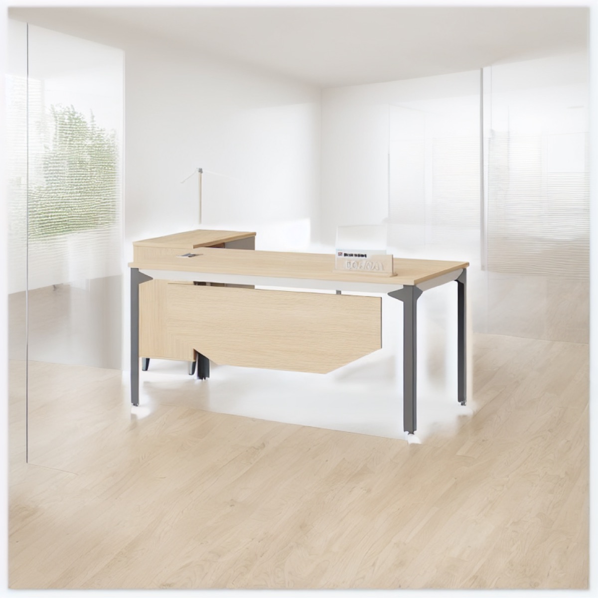 Meja Eksekutif L-Shape Kabinet Terintegrasi — situasi kantor