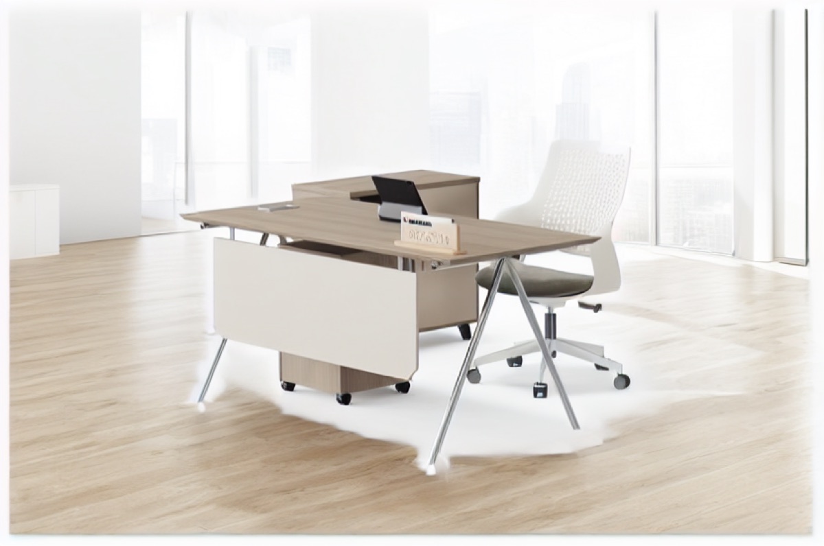 Meja Direktur L-Shape + Panel Privasi — situasi kantor