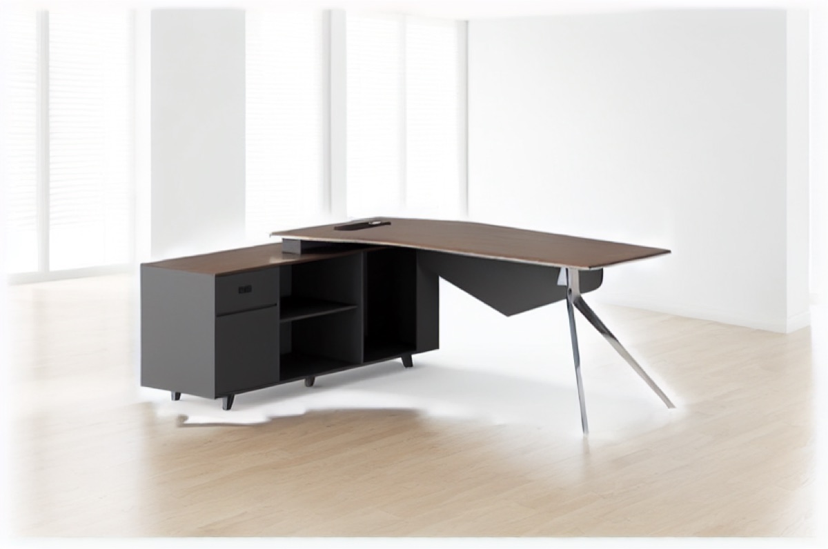 Meja Direktur L-Shape Kaki Triangular + Kabinet — situasi kantor