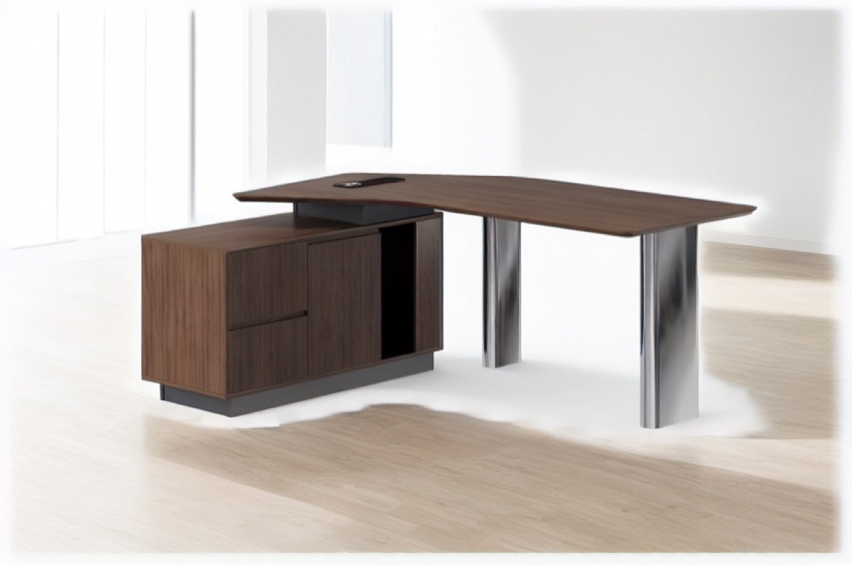 Meja Direktur L-Shape Chrome + Kabinet Dua Laci — situasi kantor