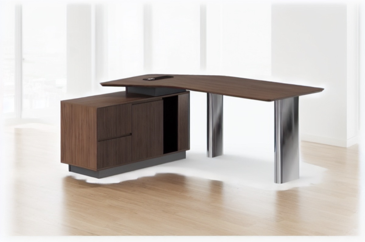 Meja Direktur L-Shape Chrome + Kabinet Dua Laci — situasi kantor
