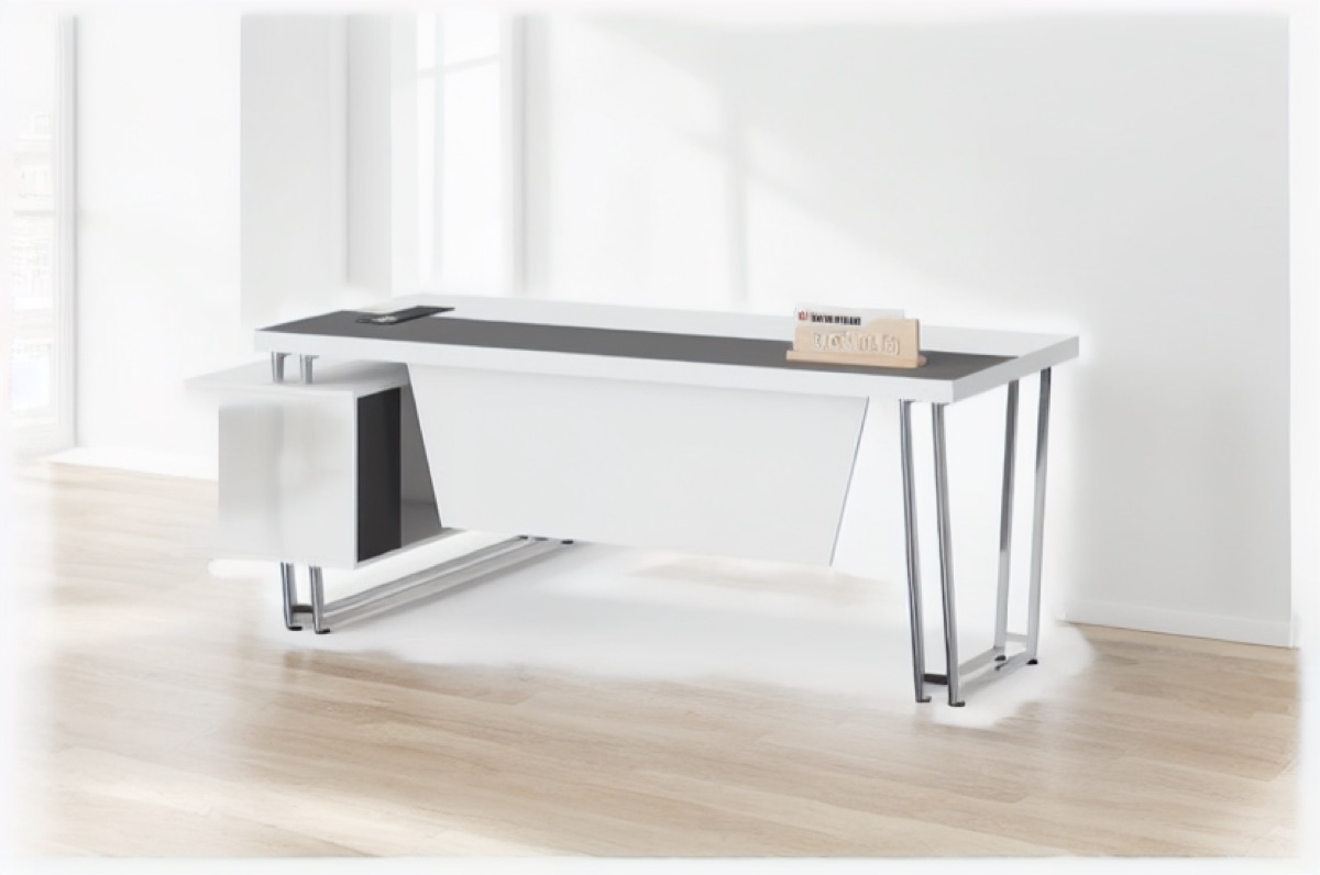 Meja Direktur L-Shape Putih + Top Hitam & Kabinet — situasi kantor