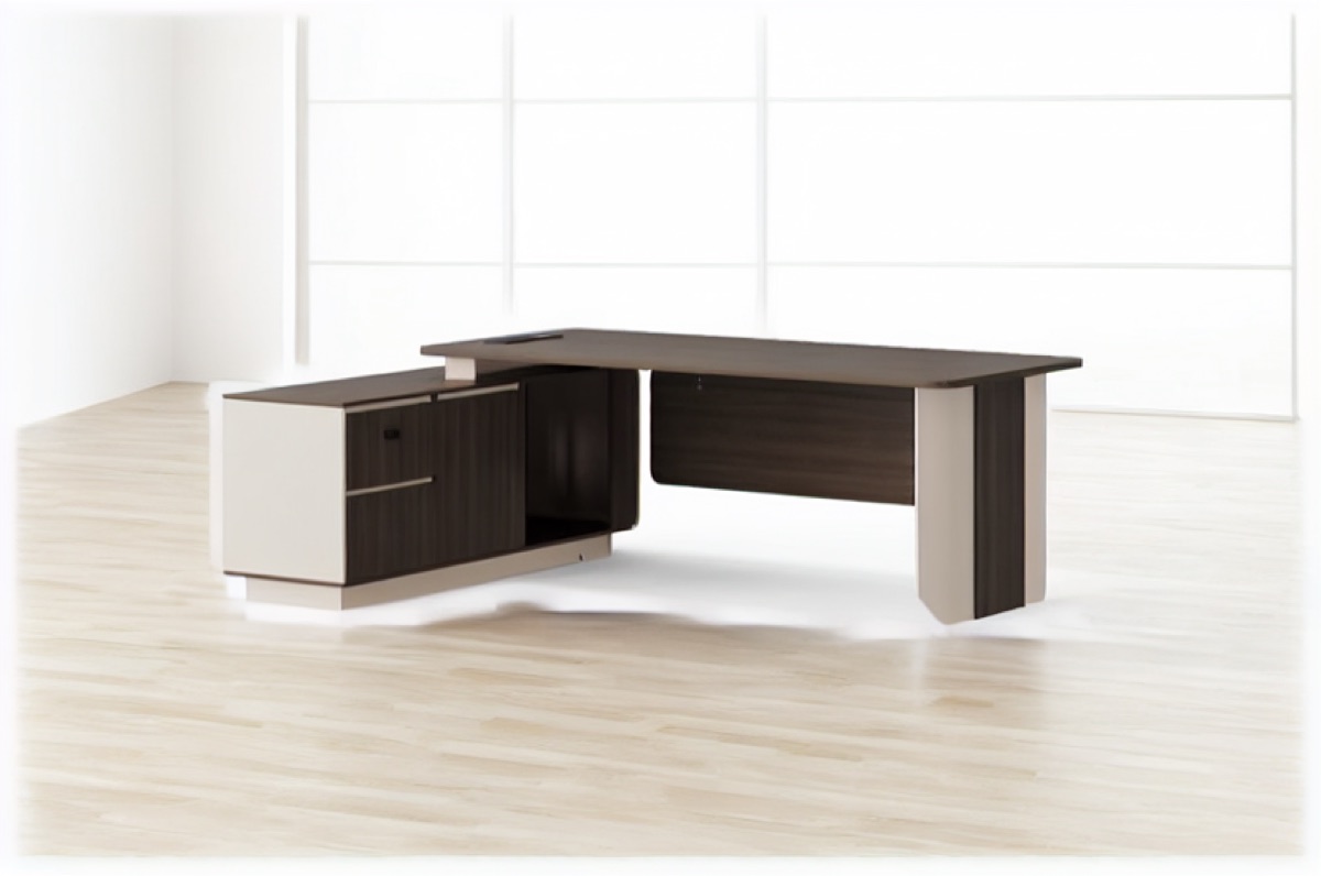 Meja Direktur L-Shape G28 Dua Warna + Kabinet — situasi kantor